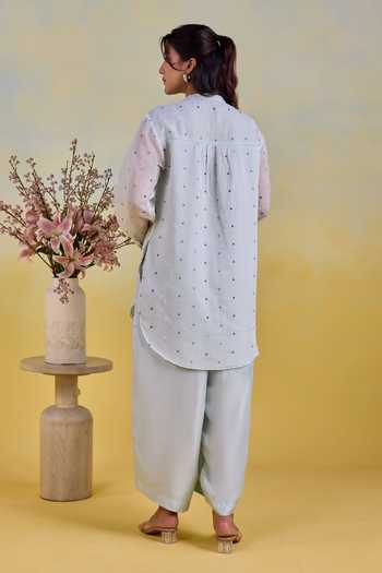 Kapaas Bluebell Mist Embroidered Kurta & Pant Set 