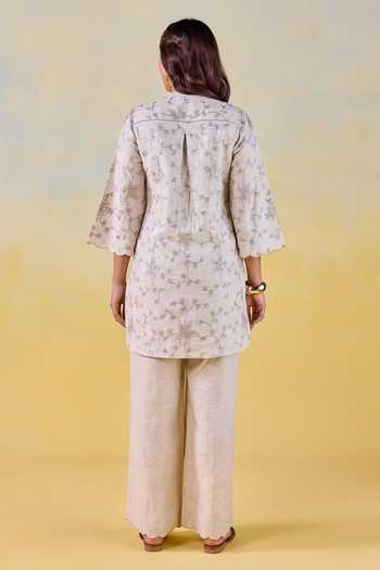 Kapaas Oat Bloom Embroidered Kurta & Pant Set 