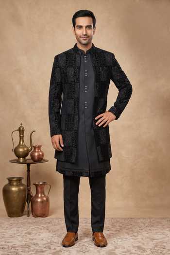 Arihant Rai Sinha Black Embroidered Nehru Jacket Kurta Set 