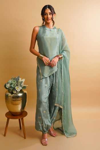 RAYASHA KHAN Evara Asymmetric Short Kurta Set 