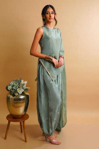 Shop_RAYASHA KHAN_Green Silk, Tissue, Organza Round Neck Evara Asymmetric Short Kurta Set _Online_at_Aza_Fashions