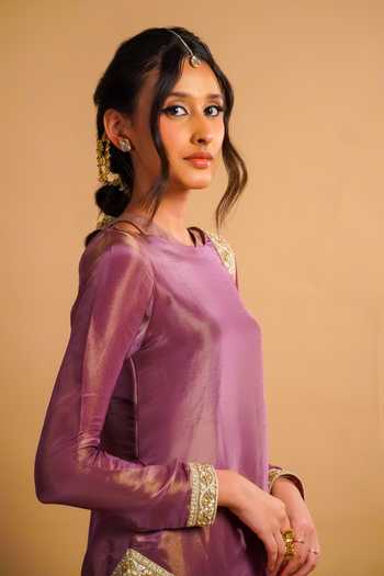 Buy RAYASHA KHAN Purple Silk, Tissue, Organza Round Neck Evara Asymmetric Short Kurta Set Online at Aza Fashions Buy_RAYASHA KHAN_Purple Silk, Tissue, Organza Round Neck Evara Asymmetric Short Kurta Set _Online_at_Aza_Fashions
