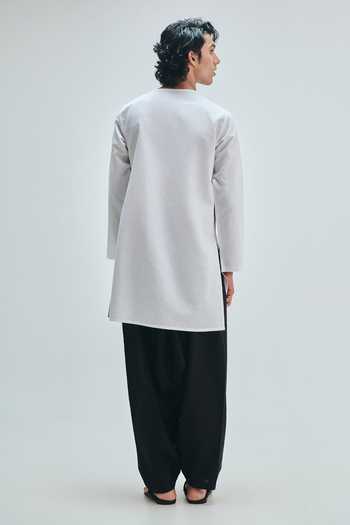 Saphed Taj Angrakha Kurta