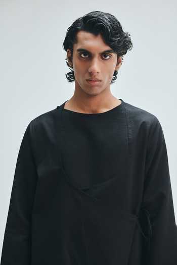 Shop Saphed Black Cotton, Linen Kohl Angrakha Kurta Shop_Saphed_Black Cotton, Linen Kohl Angrakha Kurta