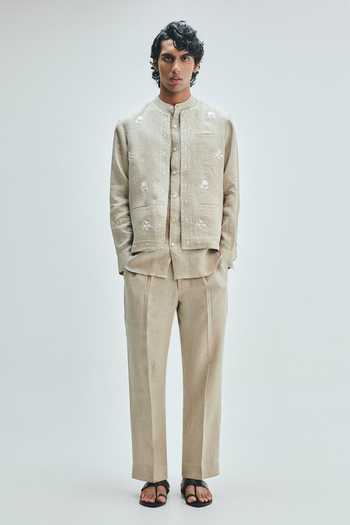 Saphed Undyed Collarless Nehru Jacket Set 
