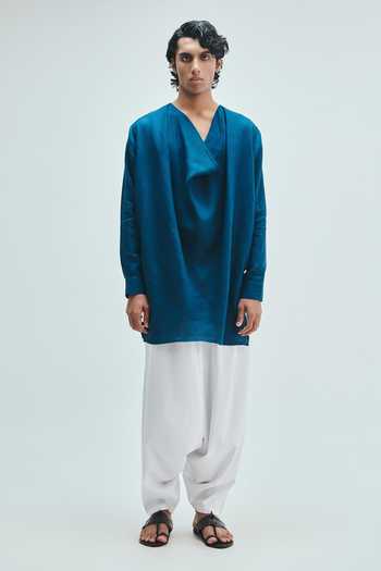 Saphed Indigo Linen Cowl Neck Kurta 
