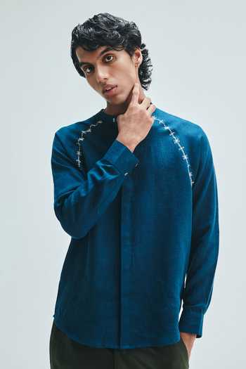 Saphed Indigo Linen Embroidered Raglan Shirt 