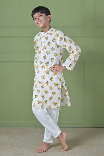 Buy_The Plum Bum_Ivory Cotton Floral Print Kurta Set _Online_at_Aza_Fashions