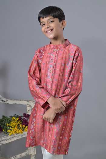 The Plum Bum_Maroon Chanderi Kurta And Pant Set _at_Aza_Fashions