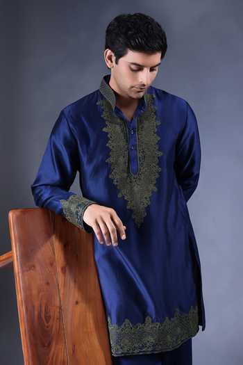 Jorah Men Yoke Embroidered Kurta Set 