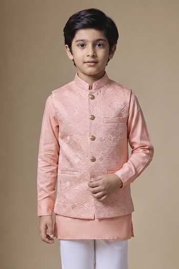 SPRING BREAK Peach Silk, Dupion, Cotton Satin Embroidery Geometric Bundi And Kurta Set Online at Aza Fashions SPRING BREAK_Peach Silk, Dupion, Cotton Satin Embroidery Geometric Bundi And Kurta Set _Online_at_Aza_Fashions