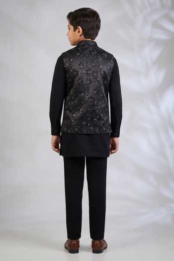 Spring Break Floral Embroidered Bundi & Kurta Set 
