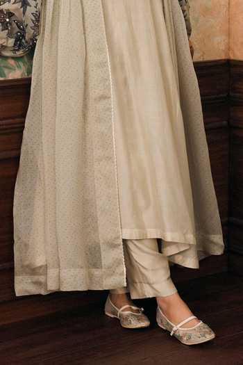 Paulmi And Harsh_Grey Silk, Cotton V-neck Laverna Kurta And Pant Set _Online_at_Aza_Fashions