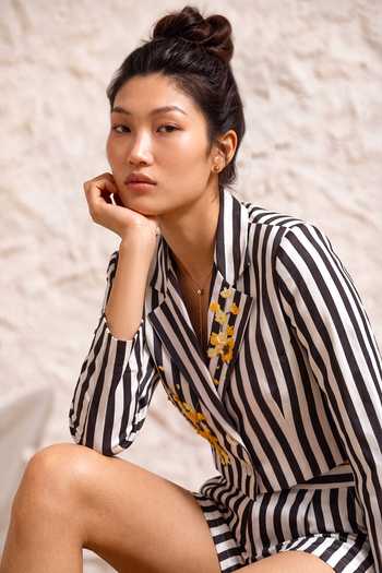 Buy_Nautanky_Black Crepe Free Move Crop Blazer And Shorts Set _Online_at_Aza_Fashions