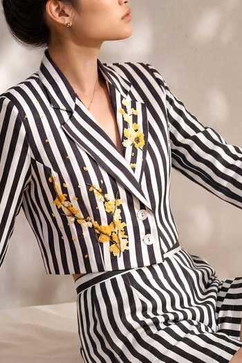 Shop_Nautanky_Black Crepe Free Move Crop Blazer And Shorts Set _Online_at_Aza_Fashions