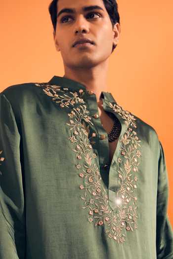 Shop Philocaly Green , , Indus Embroidered Kurta Online at Aza Fashions Shop_Philocaly_Green , , Indus Embroidered Kurta _Online_at_Aza_Fashions