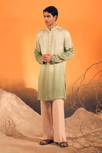 Shop Philocaly Green , Satin Reet Ombre Kurta With Stole Online at Aza Fashions Shop_Philocaly_Green , Satin Reet Ombre Kurta With Stole _Online_at_Aza_Fashions