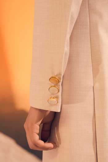 Shop Philocaly Ivory Silk, Cotton, Linen Taana Embroidered Sherwani With Stole Shop_Philocaly_Ivory Silk, Cotton, Linen Taana Embroidered Sherwani With Stole