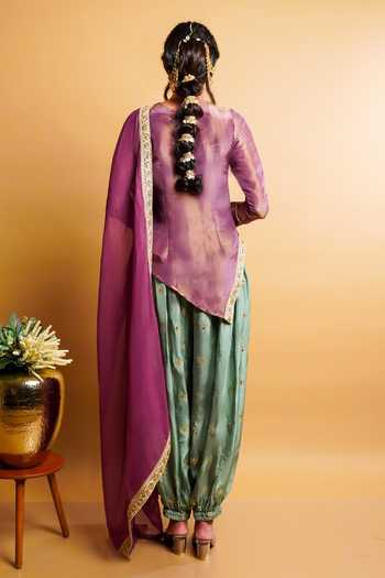 RAYASHA KHAN Mirelle Asymmetric Short Kurta Set 