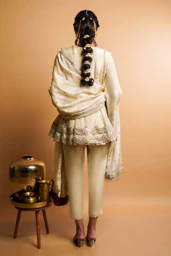 RAYASHA KHAN Aurea Scallop Embroidered Kurta Set 