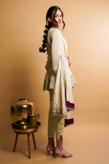 RAYASHA KHAN Beige Silk, Tissue Split V-neck Aurea Scallop Embroidered Kurta Set Online at Aza Fashions RAYASHA KHAN_Beige Silk, Tissue Split V-neck Aurea Scallop Embroidered Kurta Set _Online_at_Aza_Fashions