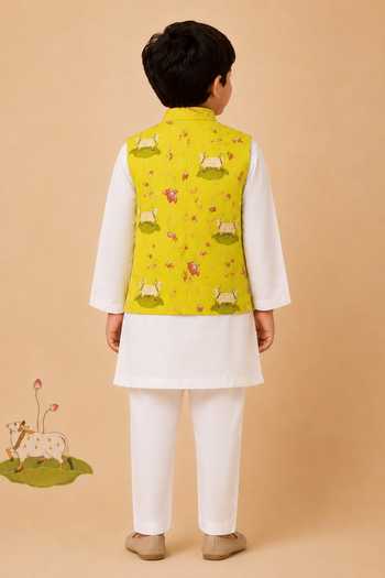 Cute Couture Printed Bundi & Kurta Set 