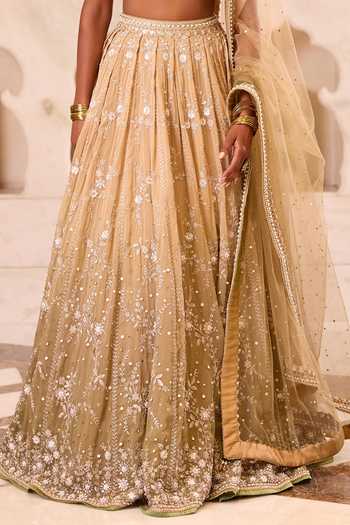 Buy_Cedar & Pine_Green Organza, Net, Velvet Sweetheart Neck Dhaani Hand Embroidered Lehenga Set 