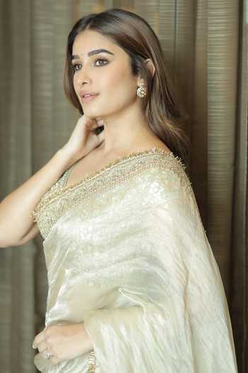 Buy_Gopi Vaid_Gold Tissue Sweetheart Neck Rasha Border Embroidered Saree With Blouse 