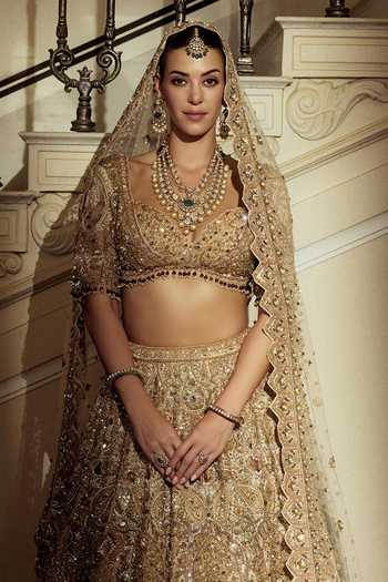 Roqa Gold Tissue, Net Sweetheart Neck Eclat Embroidered Bridal Lehenga Set Online at Aza Fashions Roqa_Gold Tissue, Net Sweetheart Neck Eclat Embroidered Bridal Lehenga Set _Online_at_Aza_Fashions