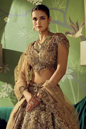Roqa Gold Tissue, Net Sweetheart Celestial Opulence Embroidered Bridal Lehenga Set Online at Aza Fashions Roqa_Gold Tissue, Net Sweetheart Celestial Opulence Embroidered Bridal Lehenga Set _Online_at_Aza_Fashions