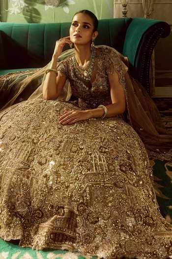 Buy Roqa Gold Tissue, Net Sweetheart Celestial Opulence Embroidered Bridal Lehenga Set Online at Aza Fashions Buy_Roqa_Gold Tissue, Net Sweetheart Celestial Opulence Embroidered Bridal Lehenga Set _Online_at_Aza_Fashions