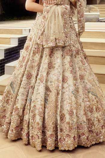 Roqa Ivory Tissue, Net Sweetheart Neck Oiseau Divoire Embroidered Bridal Lehenga Set Online at Aza Fashions Roqa_Ivory Tissue, Net Sweetheart Neck Oiseau Divoire Embroidered Bridal Lehenga Set _Online_at_Aza_Fashions
