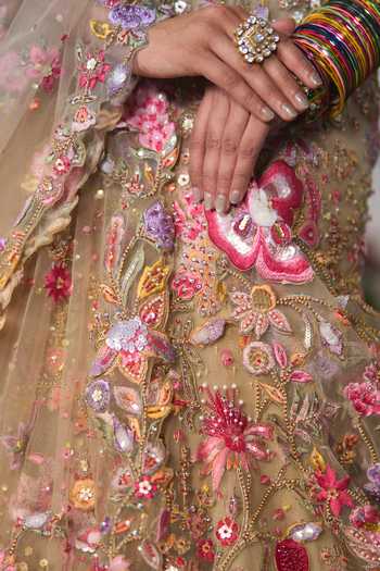 Shop Shashank Arya Beige Satin, Net, Shantoon V-neck Floral Embroidered Fish Cut Lehenga Set Shop_Shashank Arya_Beige Satin, Net, Shantoon V-neck Floral Embroidered Fish Cut Lehenga Set