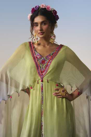 Shashank Arya Green Satin, Chiffon, Shantoon V-neck Sequins Embellished Jumpsuit at Aza Fashions Shashank Arya_Green Satin, Chiffon, Shantoon V-neck Sequins Embellished Jumpsuit _at_Aza_Fashions