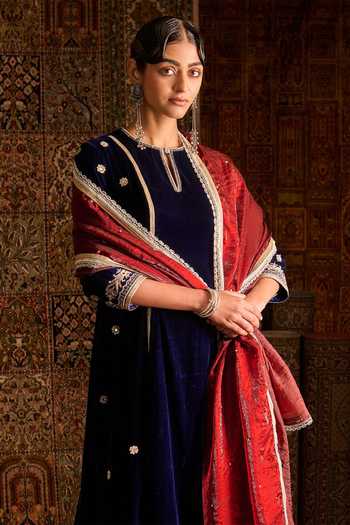 Shop_Zoon_Blue Velvet, Satin, Tissue Keyhole Neck Hand Embroidered Kurta Set _Online_at_Aza_Fashions