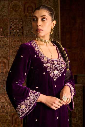 Buy Zoon Purple Silk, Velvet, Satin, Tissue Scoop Neck Floral Hand Embroidered Kurta Set Online at Aza Fashions Buy_Zoon_Purple Silk, Velvet, Satin, Tissue Scoop Neck Floral Hand Embroidered Kurta Set _Online_at_Aza_Fashions