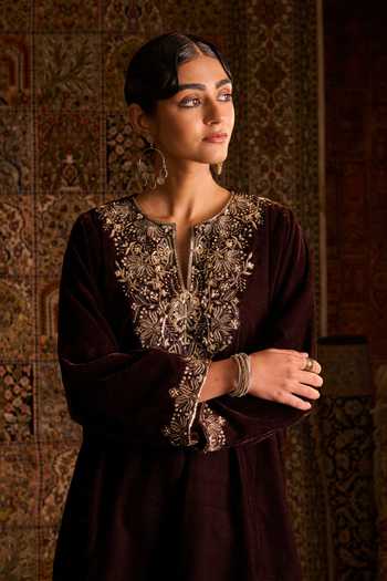 Buy Zoon Brown Velvet, Brocade Notched Neck, Yes Aari Embroidered Kurta And Pant Set Online at Aza Fashions Buy_Zoon_Brown Velvet, Brocade Notched Neck, Yes Aari Embroidered Kurta And Pant Set _Online_at_Aza_Fashions