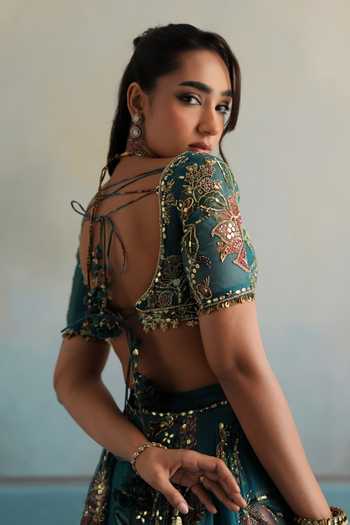 Mahima Mahajan Blue Silk Organza Sweetheart Neck Aiman Embroidered Lehenga Set Online at Aza Fashions Mahima Mahajan_Blue Silk Organza Sweetheart Neck Aiman Embroidered Lehenga Set _Online_at_Aza_Fashions
