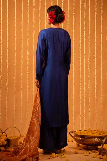 Eraaya by Ratika J Silk Bordered Straight Kurta Set 