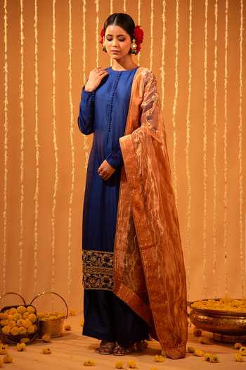 Eraaya by Ratika J Blue Silk, Tissue Round Neck Bordered Straight Kurta Set at Aza Fashions Eraaya by Ratika J_Blue Silk, Tissue Round Neck Bordered Straight Kurta Set _at_Aza_Fashions