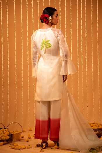 Eraaya by Ratika J Tropical Hand-Painted Embroidered Kurta Set 