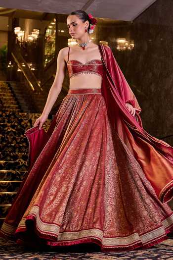 Shop Cedar & Pine Red Brocade, Tissue Sweetheart Neck Ranjhana Banarasi Woven Lehenga Set Online at Aza Fashions Shop_Cedar & Pine_Red Brocade, Tissue Sweetheart Neck Ranjhana Banarasi Woven Lehenga Set _Online_at_Aza_Fashions