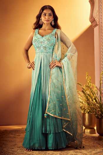Shop Samyukta Singhania Green Silk, Georgette, Net Leaf Neck Embroidered Slit Kurta Lehenga Set Online at Aza Fashions Shop_Samyukta Singhania_Green Silk, Georgette, Net Leaf Neck Embroidered Slit Kurta Lehenga Set _Online_at_Aza_Fashions