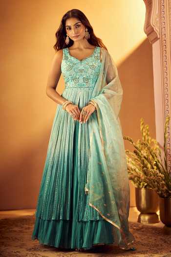 Samyukta Singhania Green Silk, Georgette, Net Leaf Neck Embroidered Slit Kurta Lehenga Set at Aza Fashions Samyukta Singhania_Green Silk, Georgette, Net Leaf Neck Embroidered Slit Kurta Lehenga Set _at_Aza_Fashions