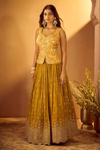 Buy Samyukta Singhania Green Brocade, Tissue Sweetheart Neck Embroidered Top Lehenga Set Online at Aza Fashions Buy_Samyukta Singhania_Green Brocade, Tissue Sweetheart Neck Embroidered Top Lehenga Set _Online_at_Aza_Fashions