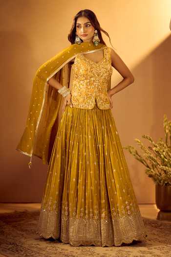 Buy Samyukta Singhania Green Brocade, Tissue Sweetheart Neck Embroidered Top Lehenga Set Buy_Samyukta Singhania_Green Brocade, Tissue Sweetheart Neck Embroidered Top Lehenga Set