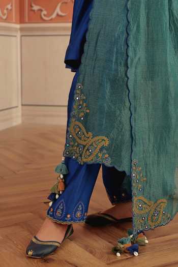 Shop Dohr India Blue Silk, Cotton, Chanderi, Organza V-neck Zora Kurta Set Shop_Dohr India_Blue Silk, Cotton, Chanderi, Organza V-neck Zora Kurta Set