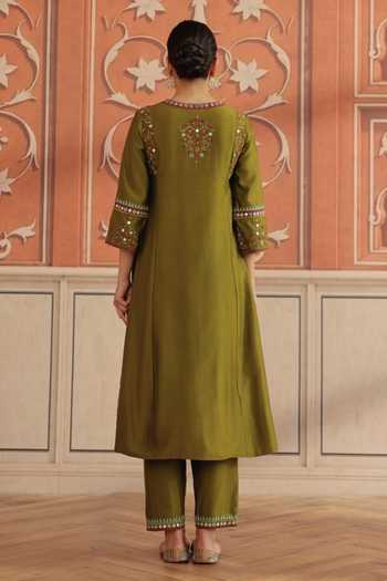 Dohr India Olive Green Silk, Cotton, Chanderi, Organza V-neck, Yes Lehar Kurta Set Online at Aza Fashions Dohr India_Olive Green Silk, Cotton, Chanderi, Organza V-neck, Yes Lehar Kurta Set _Online_at_Aza_Fashions