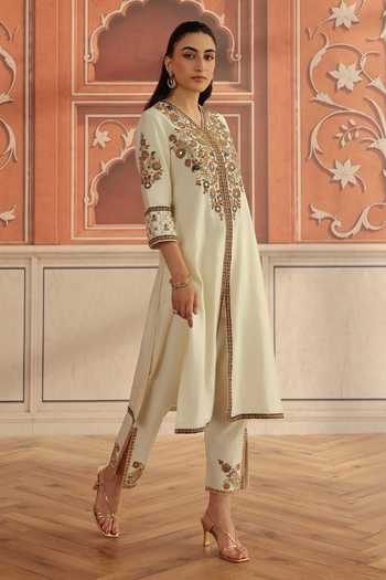 Buy Dohr India Ivory Silk, Cotton, Chanderi V-neck Veera Mirror Work Kurta Set Online at Aza Fashions Buy_Dohr India_Ivory Silk, Cotton, Chanderi V-neck Veera Mirror Work Kurta Set _Online_at_Aza_Fashions