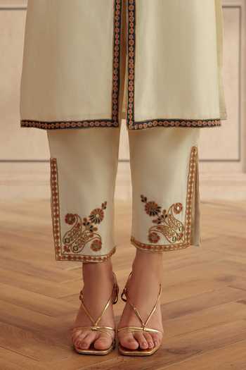 Shop Dohr India Ivory Silk, Cotton, Chanderi V-neck Veera Mirror Work Kurta Set Online at Aza Fashions Shop_Dohr India_Ivory Silk, Cotton, Chanderi V-neck Veera Mirror Work Kurta Set _Online_at_Aza_Fashions